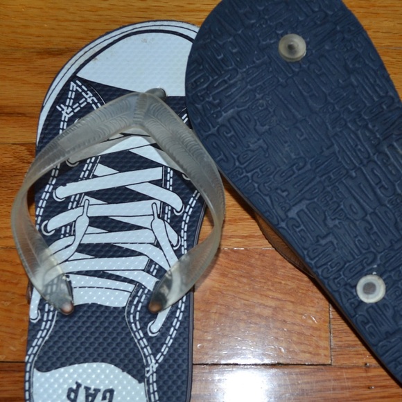 Youth boys GAP Kids flip-flops, size 1/2 - Picture 5 of 5
